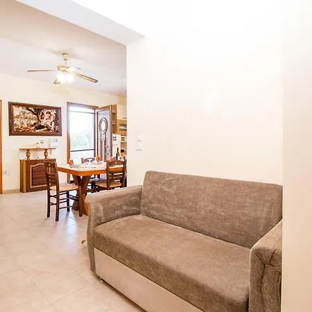 بيت للعطل Cozy Family Steps From The *