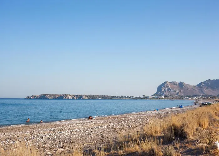 Cozy Family Steps From The بيت للعطل