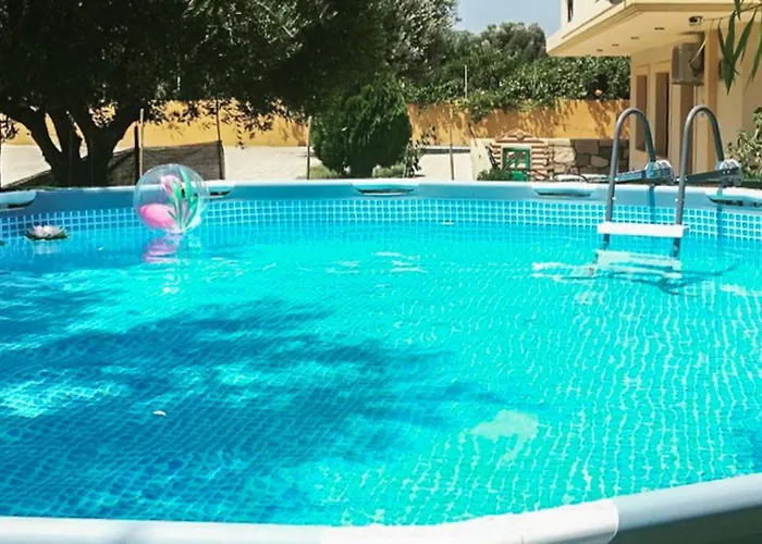 Holiday home Cozy Family Steps From The *